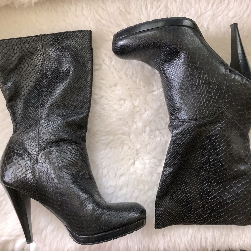 Cole Haan Ranch Pull on Leather Boots - Picture 2 of 6